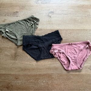 ❤️ VS & Aerie | NWOT!! BUNDLE! 3 Pairs of Undies